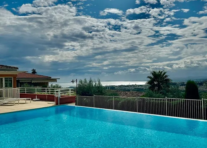 Dolce Vita T2 Avec Clim, Piscine, Terrasse Et Garage