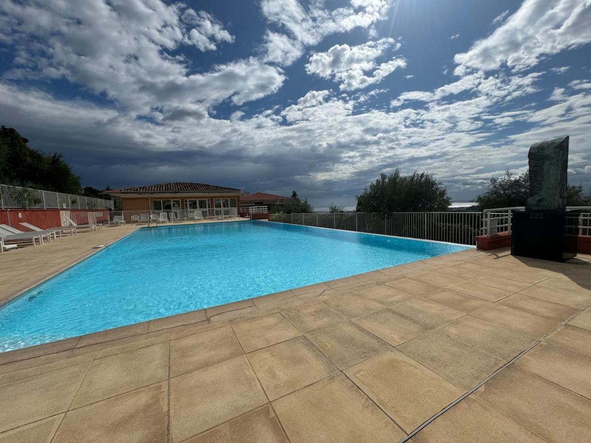 Dolce T2 Avec Clim, Piscine, Terrasse Et Garage Appartamento *
