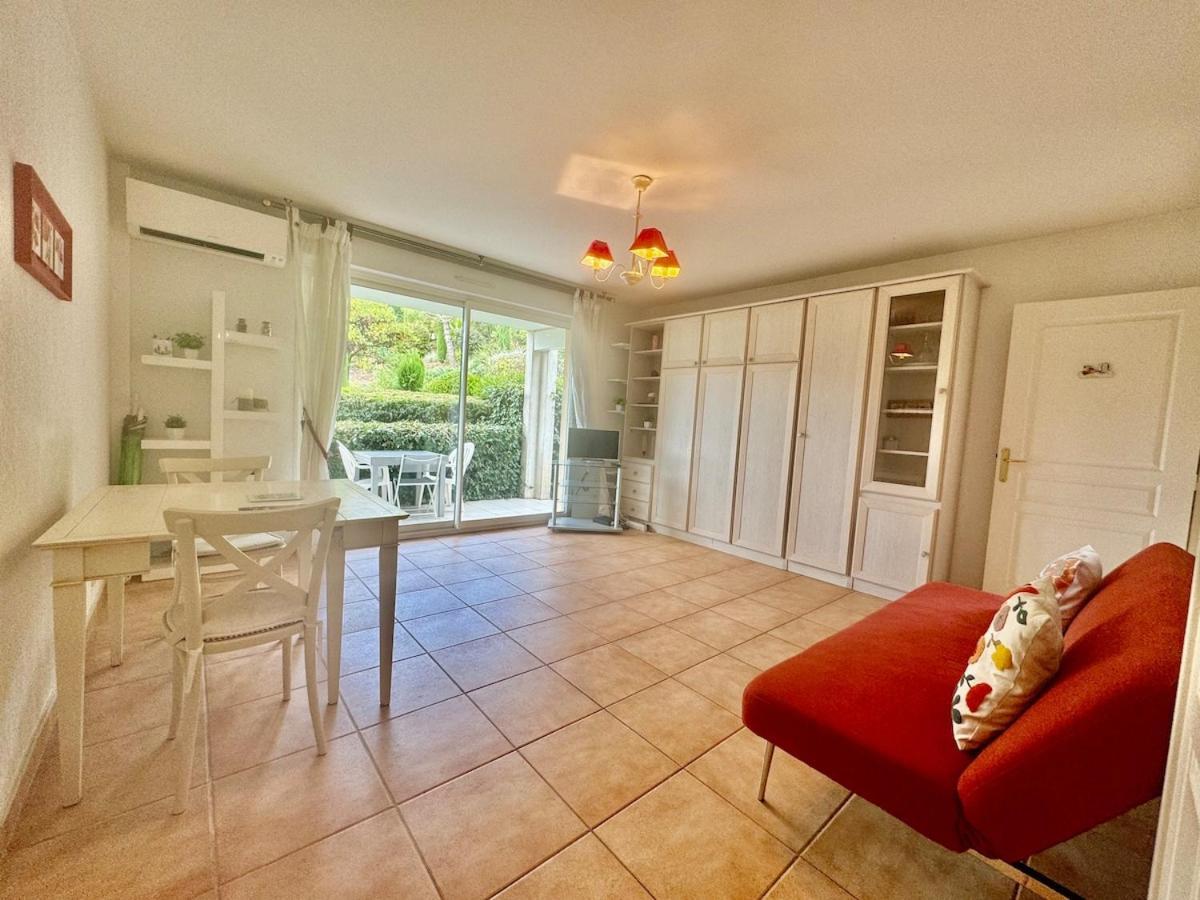 Dolce T2 Avec Clim, Piscine, Terrasse Et Garage Appartamento