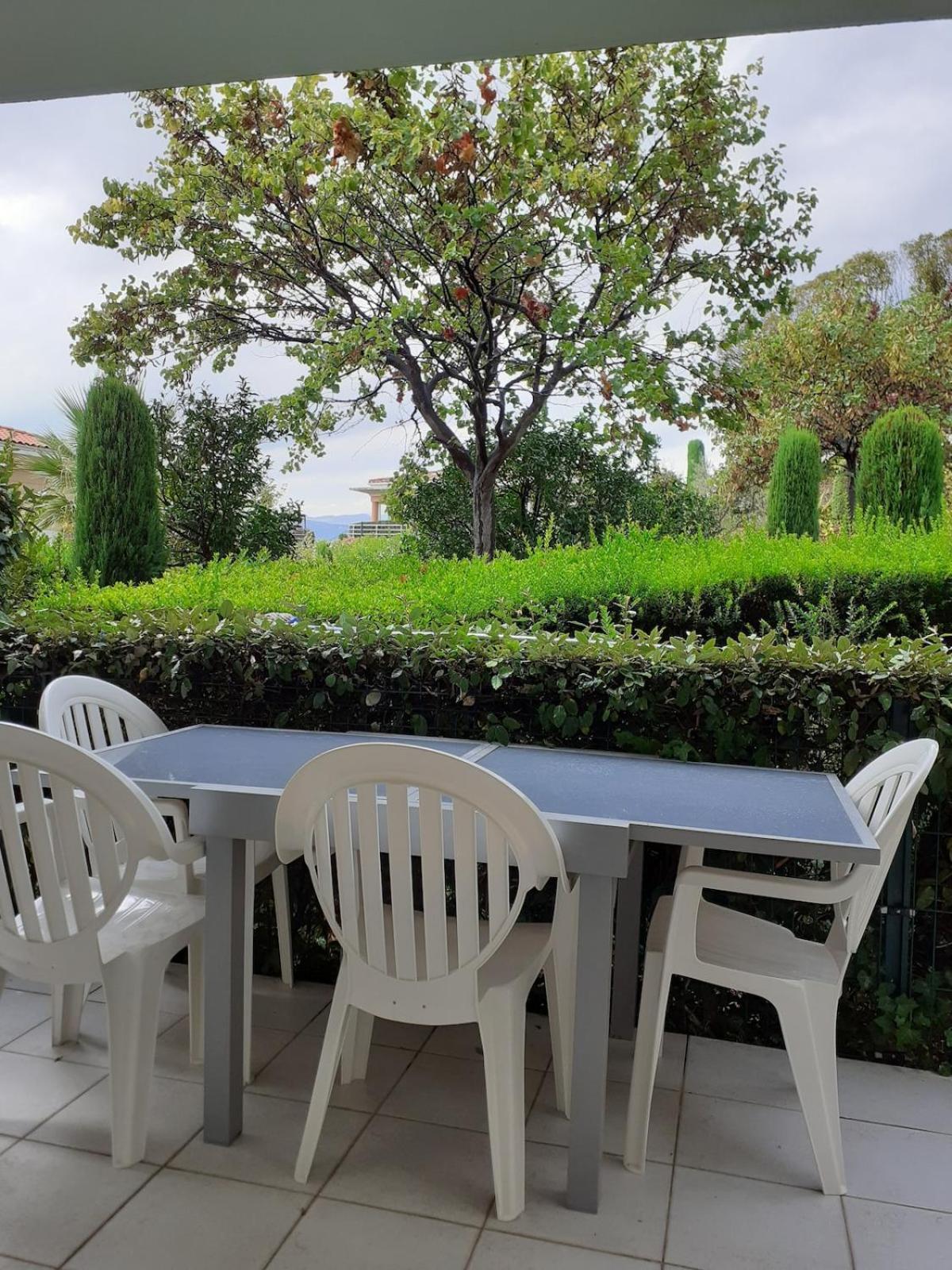 Dolce T2 Avec Clim, Piscine, Terrasse Et Garage Appartamento *